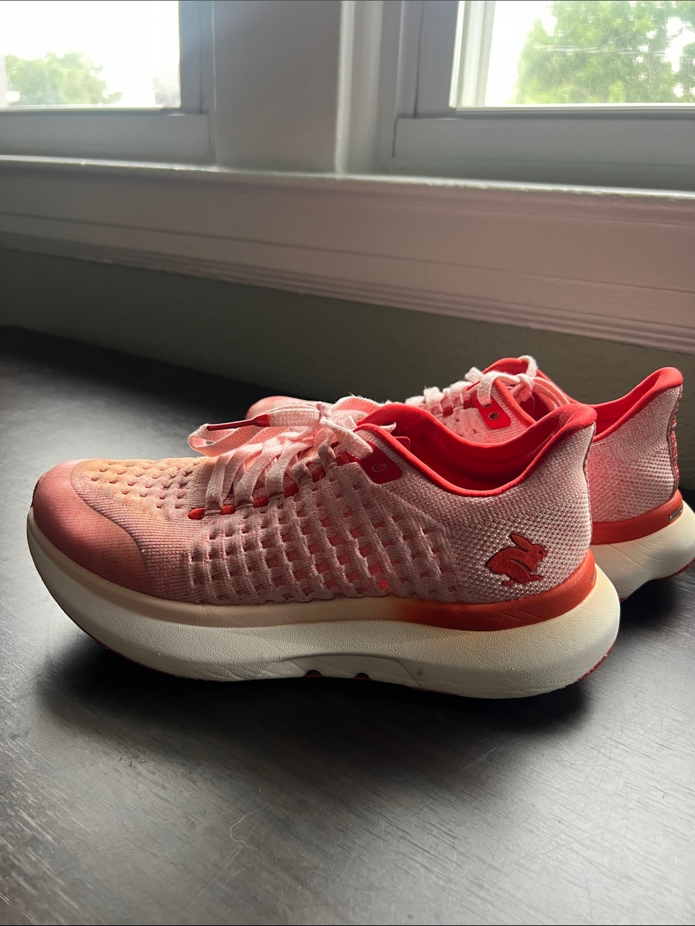 Rabbit running Coral Knit Women's Running Sneakers with Cushioned Midsole size 8
